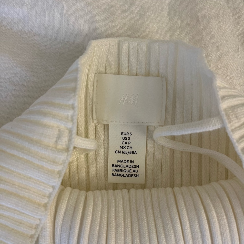 H&M Off White Tank Ribbed Square Neck - Picture 3 of 3